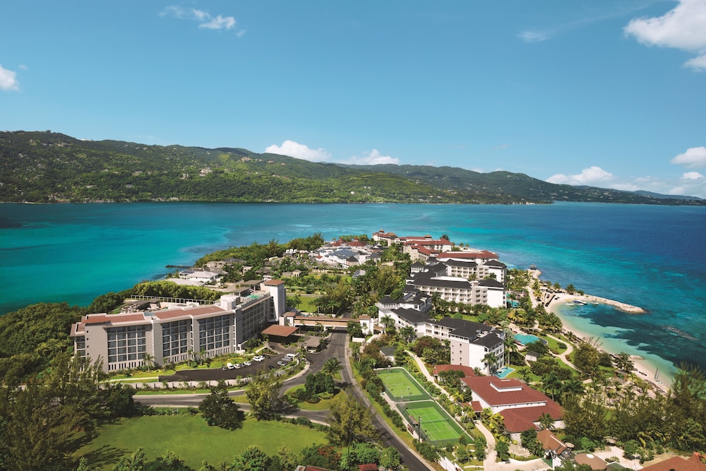 Breathless Montego Bay - Adults Only - All Inclusive — Hotel building in Montego Bay