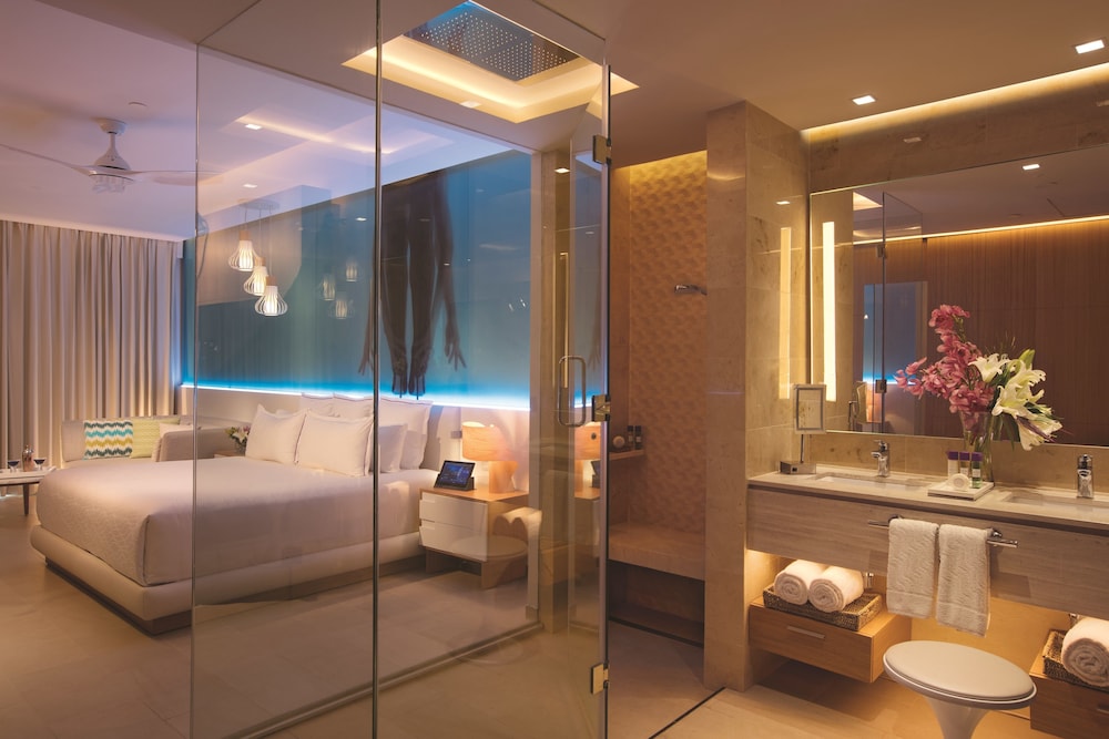 Breathless Montego Bay - Adults Only - All Inclusive — Hotel rooms in Montego Bay