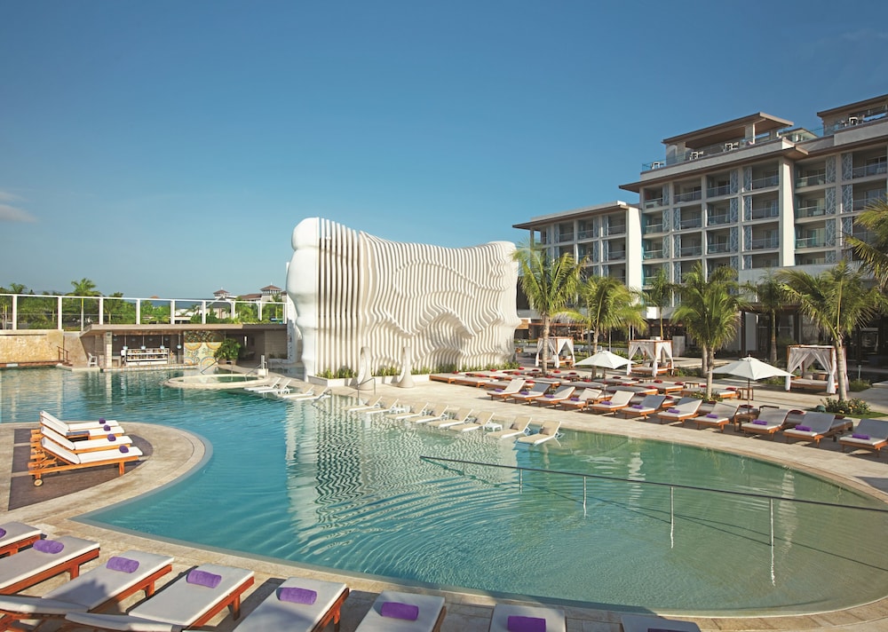 Breathless Montego Bay - Adults Only - All Inclusive — Swimming pool in Montego Bay