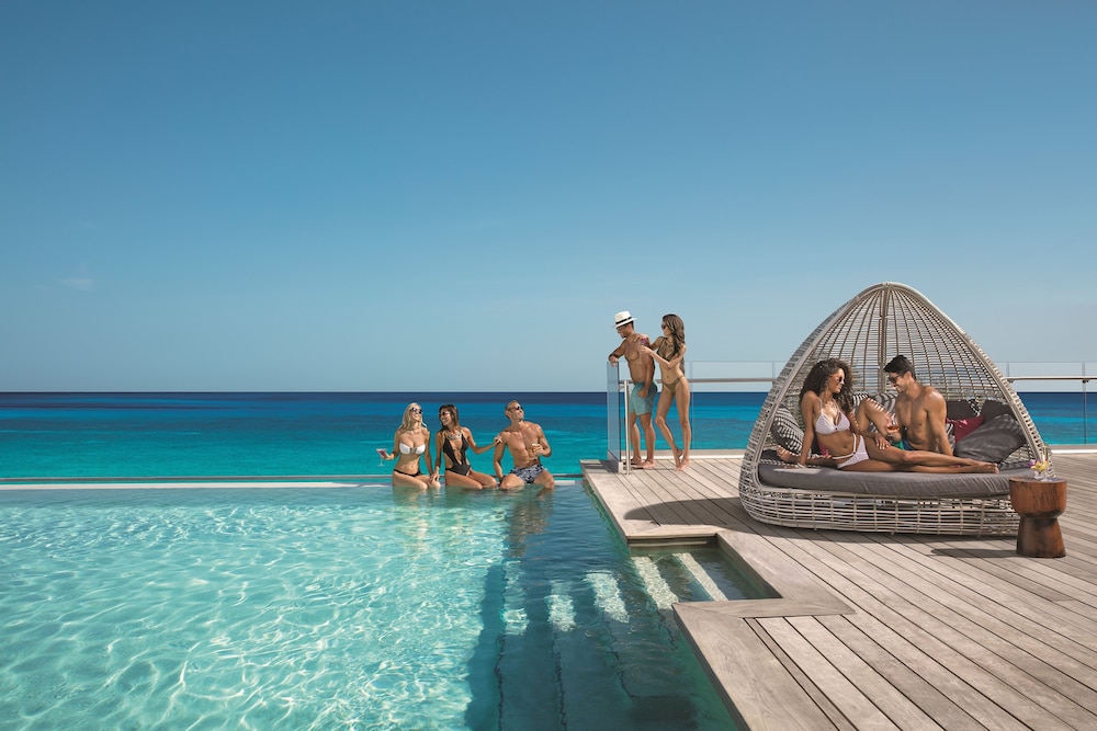 Breathless Montego Bay - Adults Only - All Inclusive — Swimming pool in Montego Bay