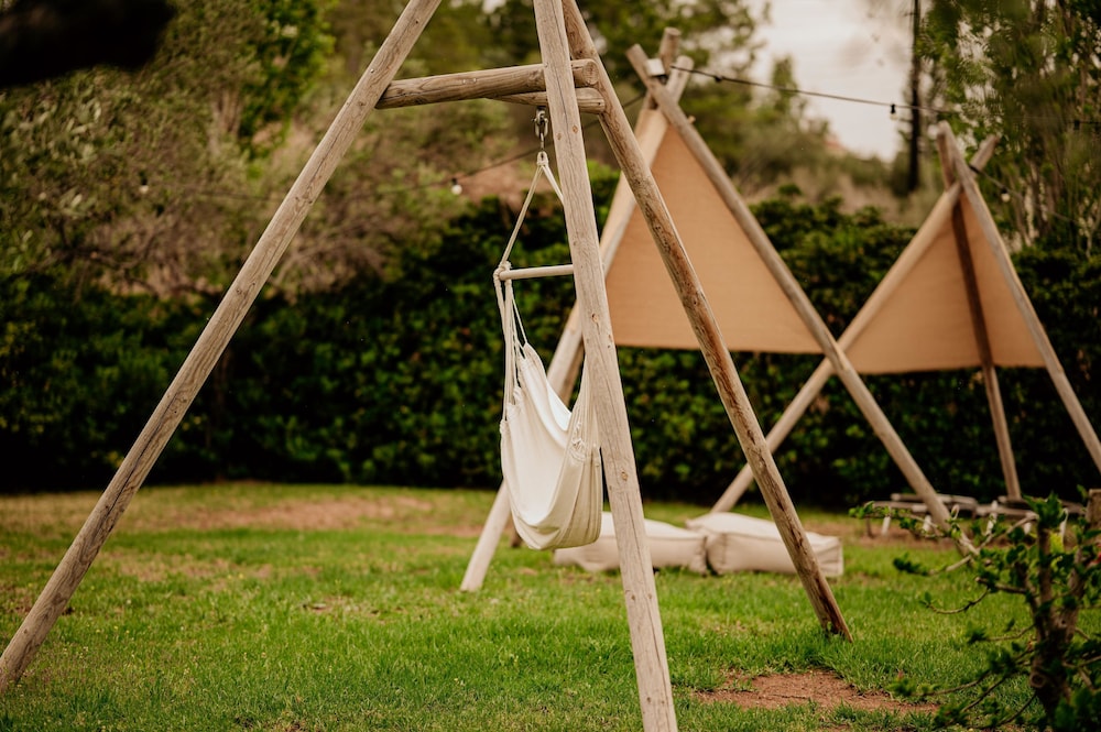 Iphigenia Mythic Retreat — Hotel building in Hersonissos