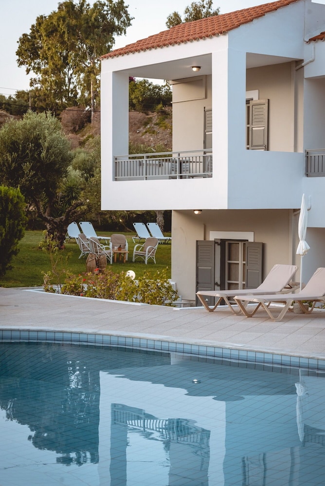 Iphigenia Mythic Retreat — Swimming pool in Hersonissos