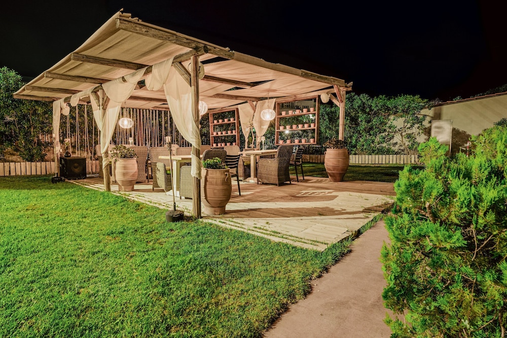 Iphigenia Mythic Retreat — Restaurant & bars in Hersonissos