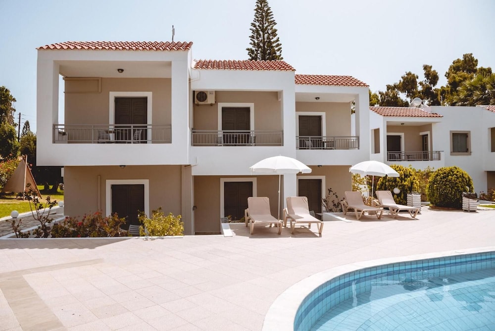 Iphigenia Mythic Retreat — Swimming pool in Hersonissos