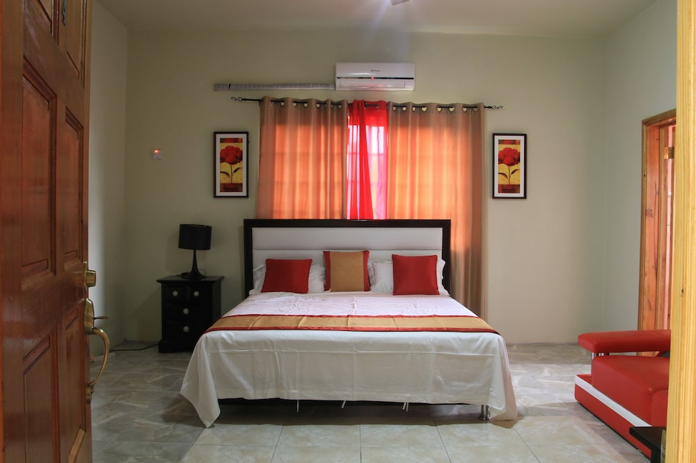 Negril Sky Blue Resorts — Hotel rooms in Negril