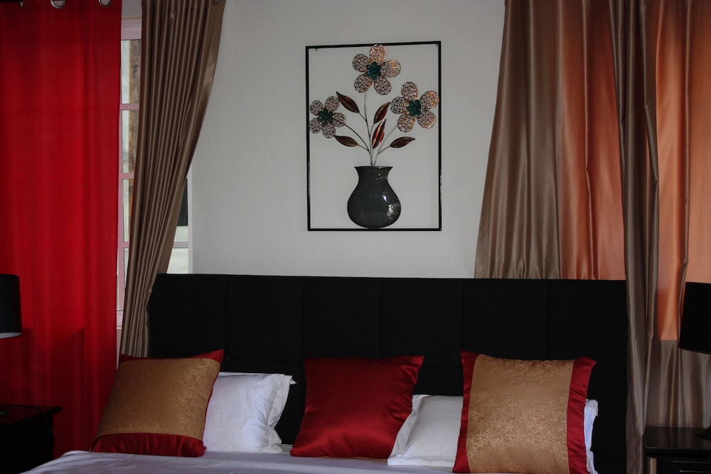 Negril Sky Blue Resorts — Hotel rooms in Negril