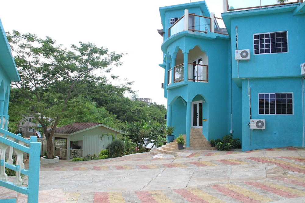 Negril Sky Blue Resorts — Hotel building in Negril