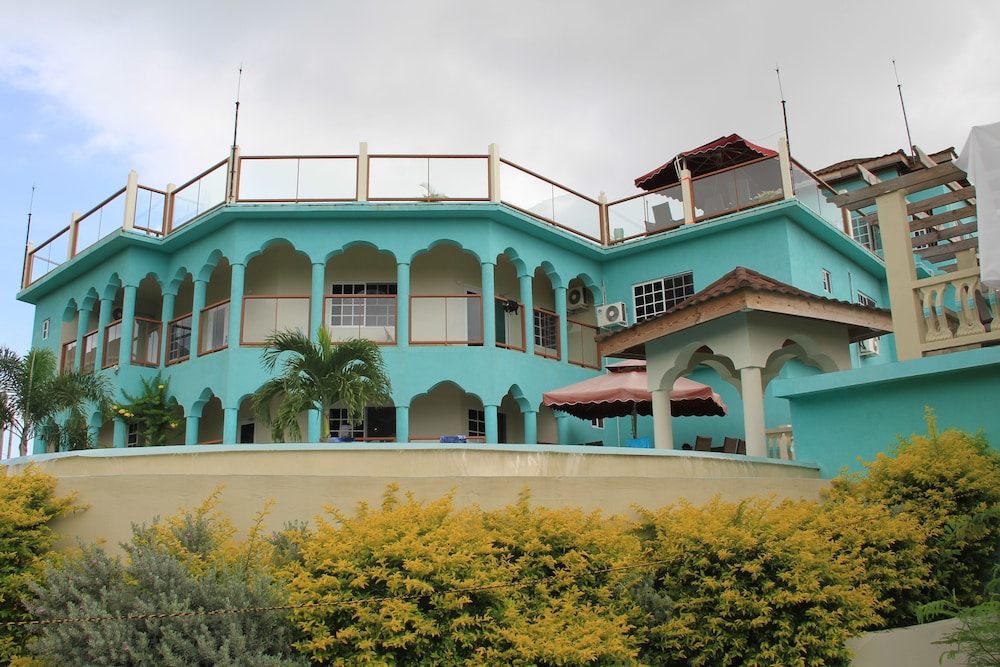 Negril Sky Blue Resorts — Hotel building in Negril