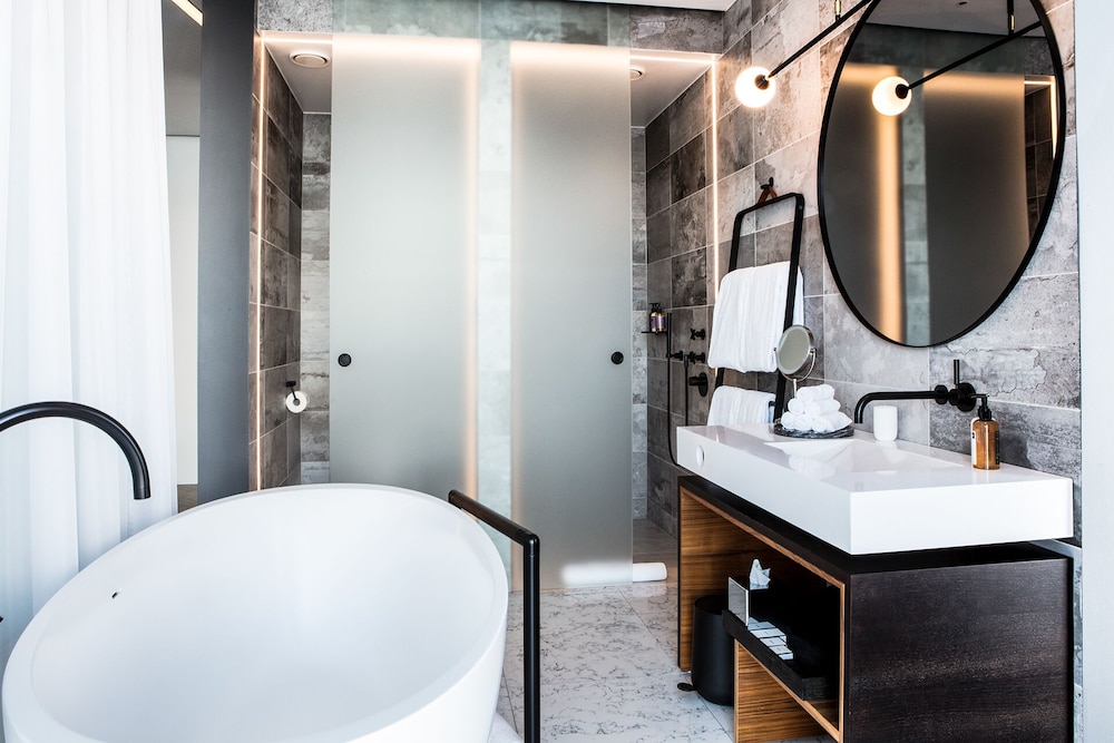 Tower Suites Reykjavik — Hotel rooms in Reykjavik, Capital Region
