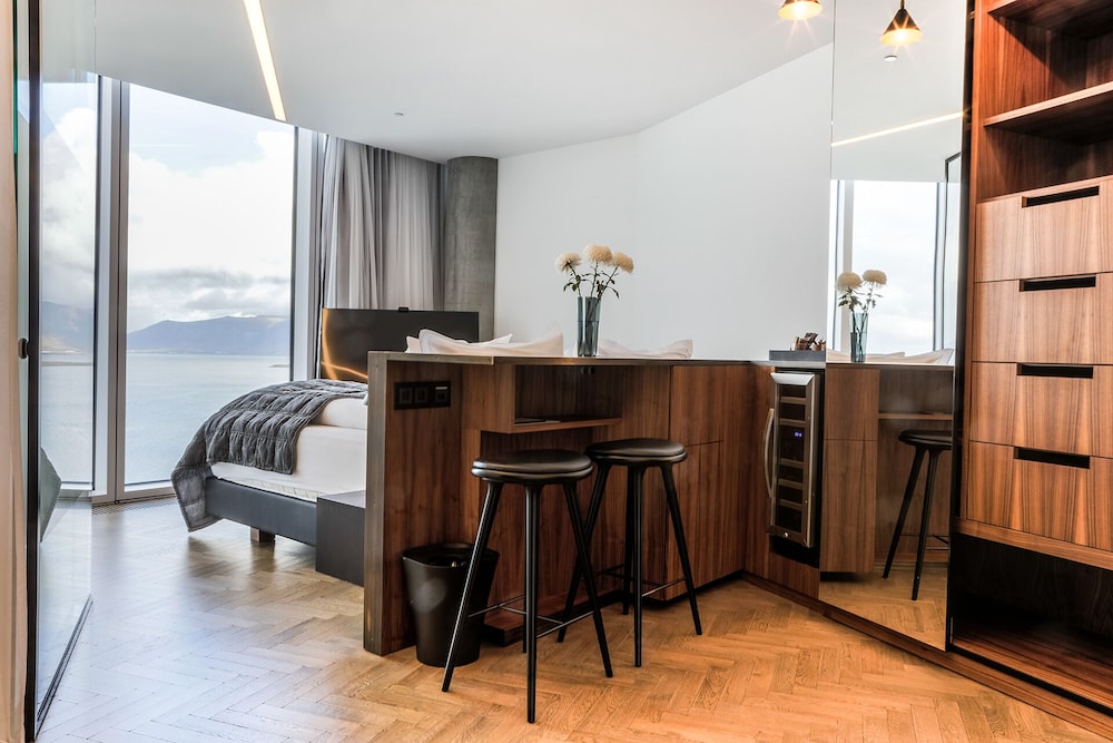 Tower Suites Reykjavik — Hotel rooms in Reykjavik, Capital Region