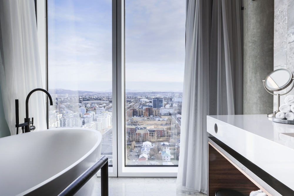 Tower Suites Reykjavik — Hotel rooms in Reykjavik, Capital Region
