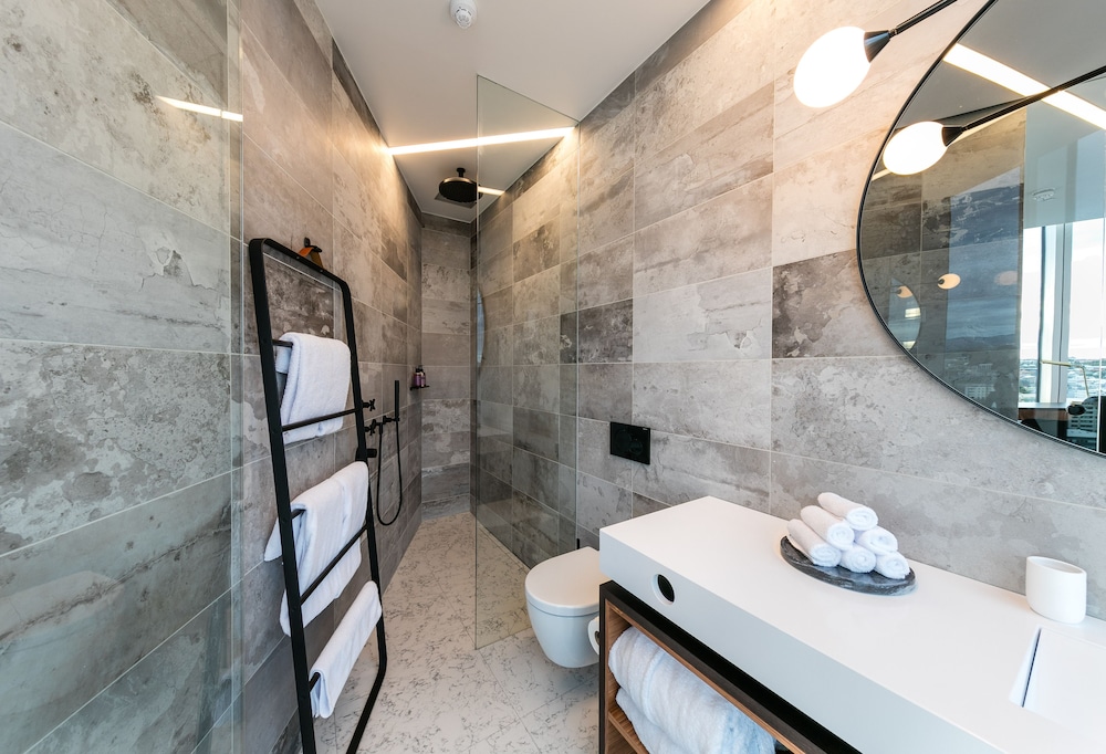 Tower Suites Reykjavik — Hotel rooms in Reykjavik, Capital Region