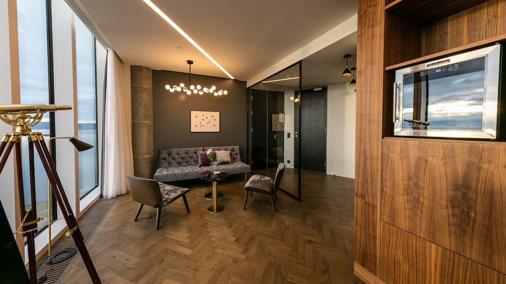 Tower Suites Reykjavik — Hotel rooms in Reykjavik, Capital Region