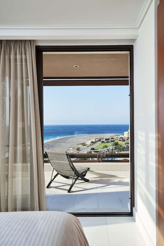 Bellevue On The Beach Suites - zdjęcie 4