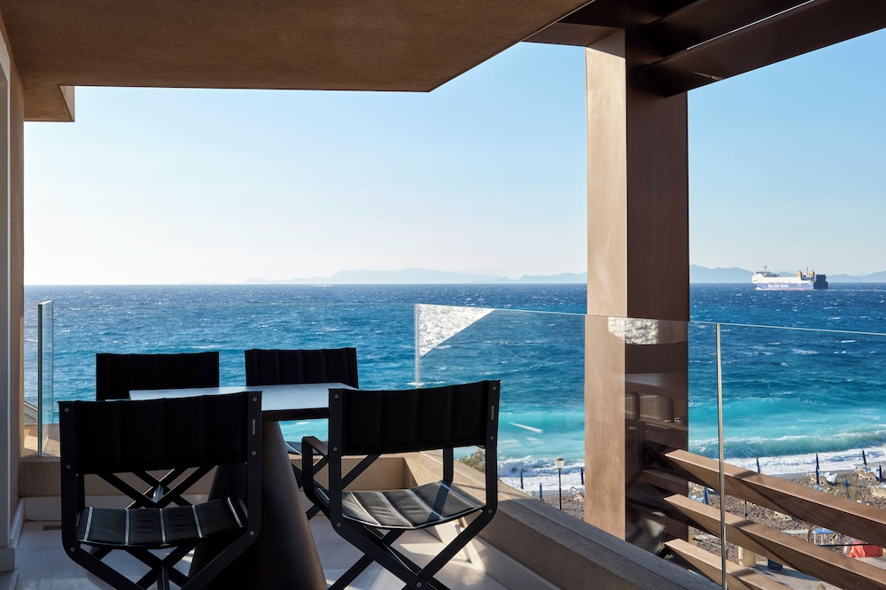 Bellevue On The Beach Suites — Hotel rooms in Rhodes Town, South Aegean