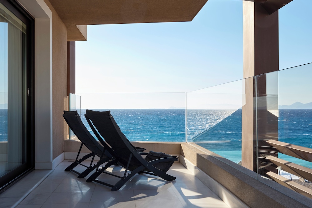 Bellevue On The Beach Suites — Hotel rooms in Rhodes Town, South Aegean