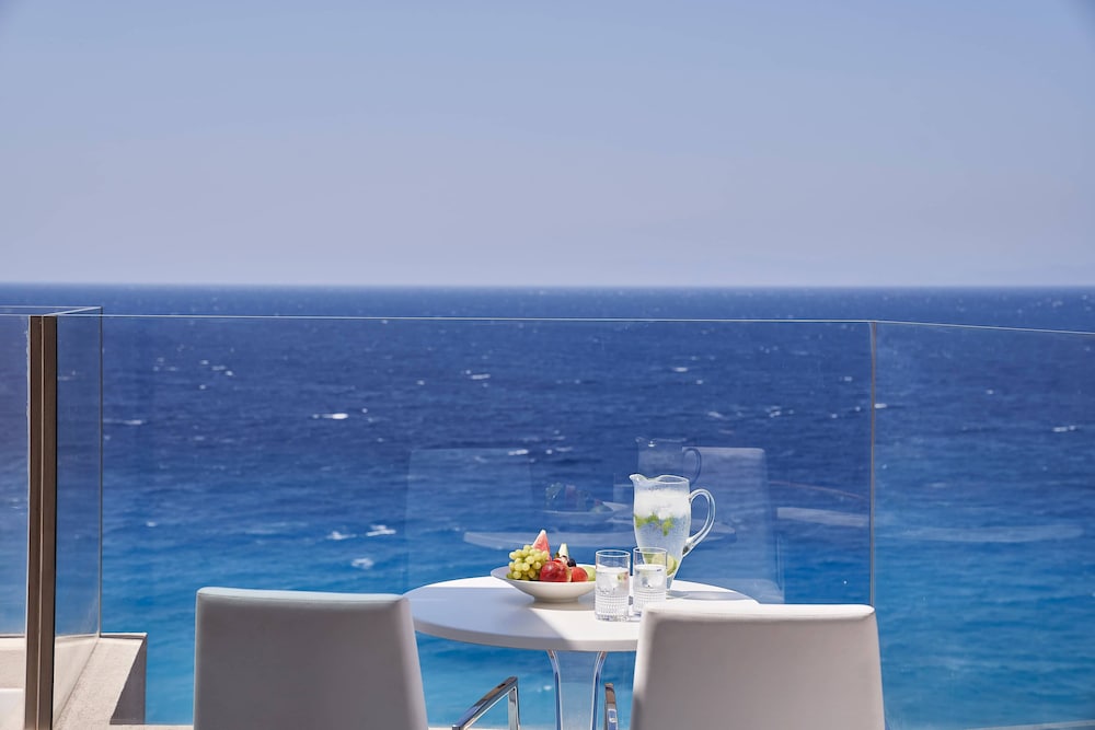 Bellevue On The Beach Suites — Restaurant & bars in Rhodes Town, South Aegean