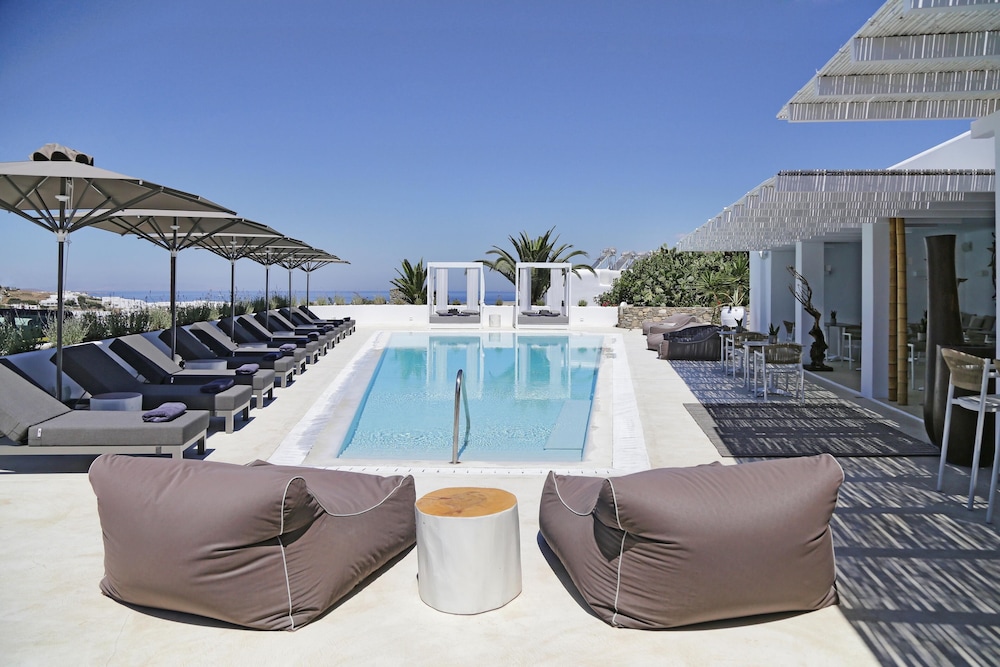 Livin Mykonos - Adults Only by Mr and Mrs White — Swimming pool in Mykonos Town, South Aegean