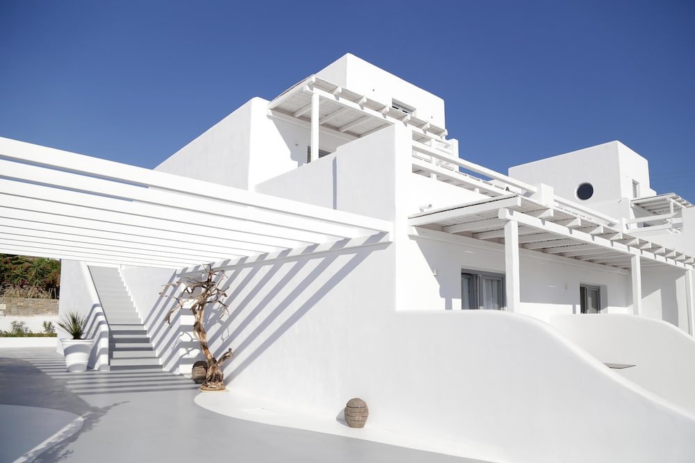 Livin Mykonos - Adults Only by Mr and Mrs White — Hotel building in Mykonos Town, South Aegean
