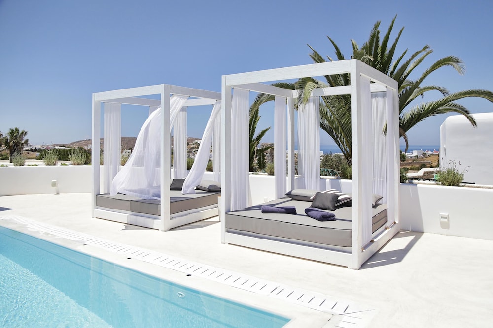 Livin Mykonos - Adults Only by Mr and Mrs White — Swimming pool in Mykonos Town, South Aegean