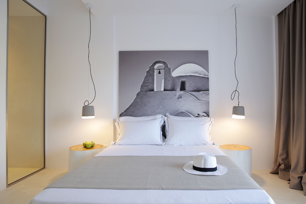 Livin Mykonos - Adults Only by Mr and Mrs White — Hotel rooms in Mykonos Town, South Aegean