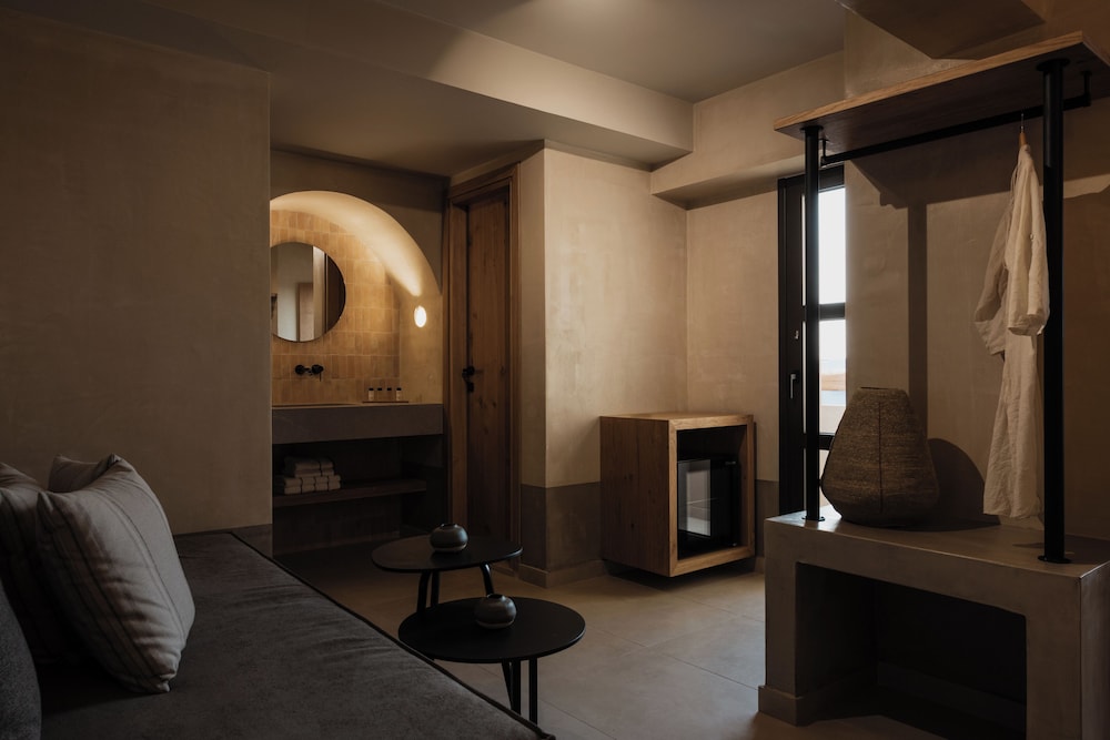 Momi Slow Living Hotel — Hotel rooms in Hersonissos