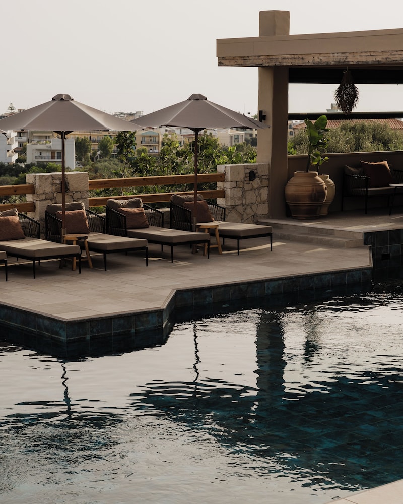 Momi Slow Living Hotel — Swimming pool in Hersonissos