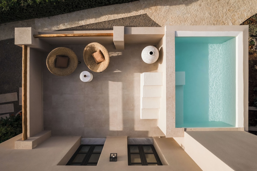 Momi Slow Living Hotel — Swimming pool in Hersonissos