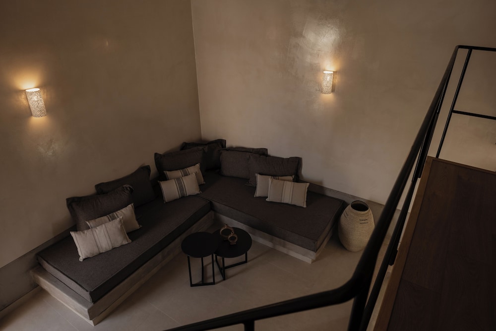 Momi Slow Living Hotel — Hotel rooms in Hersonissos