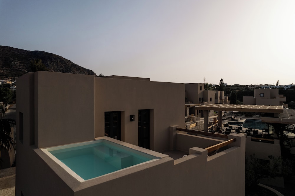 Momi Slow Living Hotel — Hotel building in Hersonissos