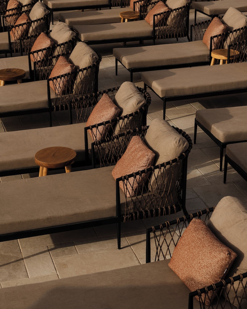 Momi Slow Living Hotel — Restaurant & bars in Hersonissos