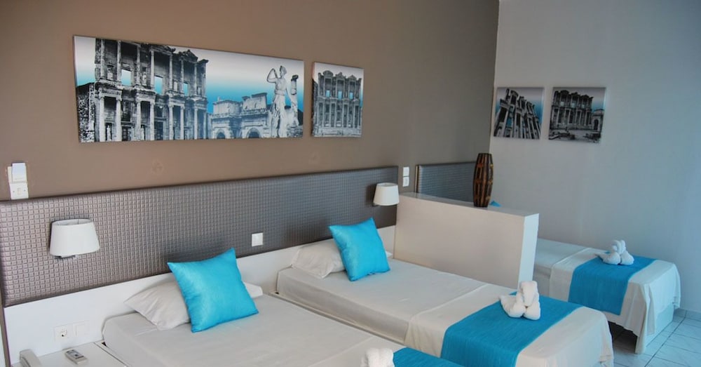 Blue Nest — Hotel rooms in Tigaki, South Aegean