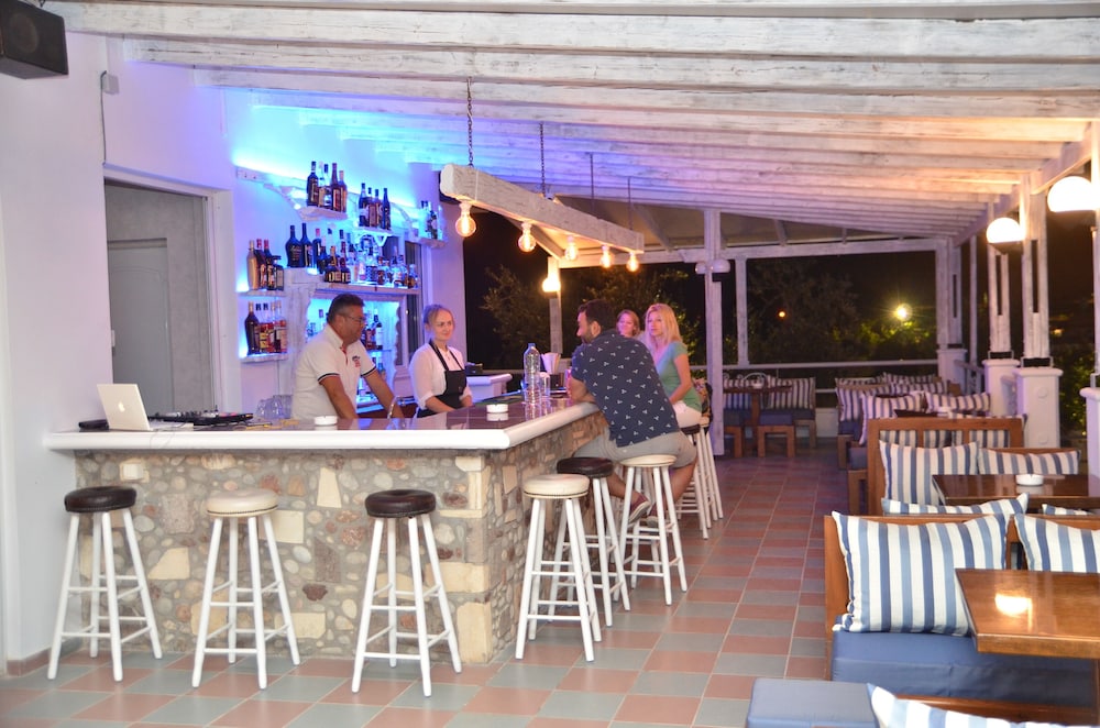 Blue Nest — Restaurant & bars in Tigaki, South Aegean