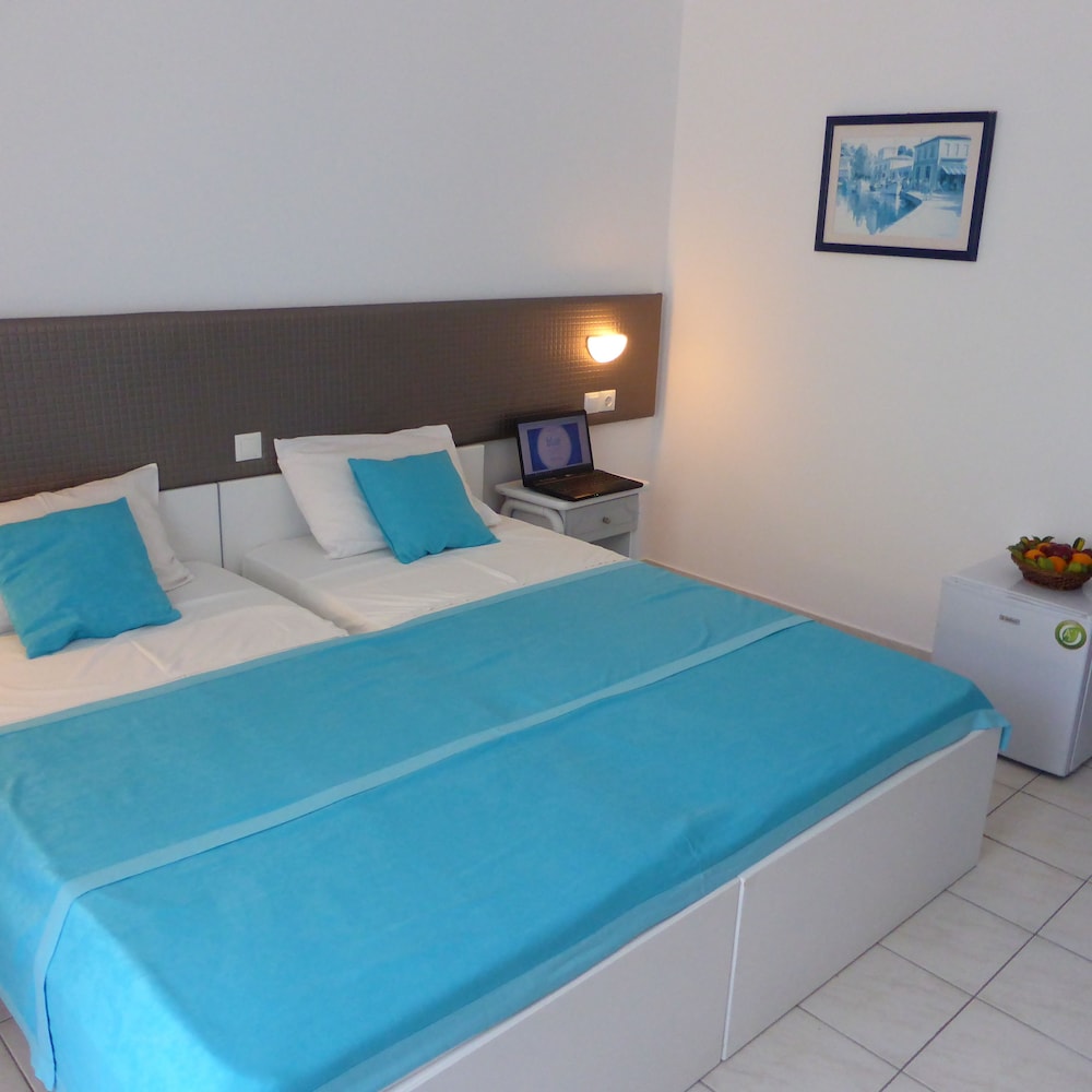 Blue Nest — Hotel rooms in Tigaki, South Aegean