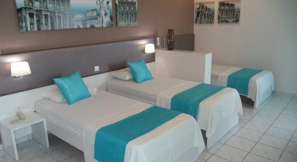 Blue Nest — Hotel rooms in Tigaki, South Aegean