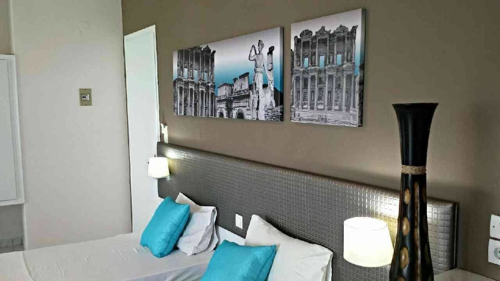 Blue Nest — Hotel rooms in Tigaki, South Aegean