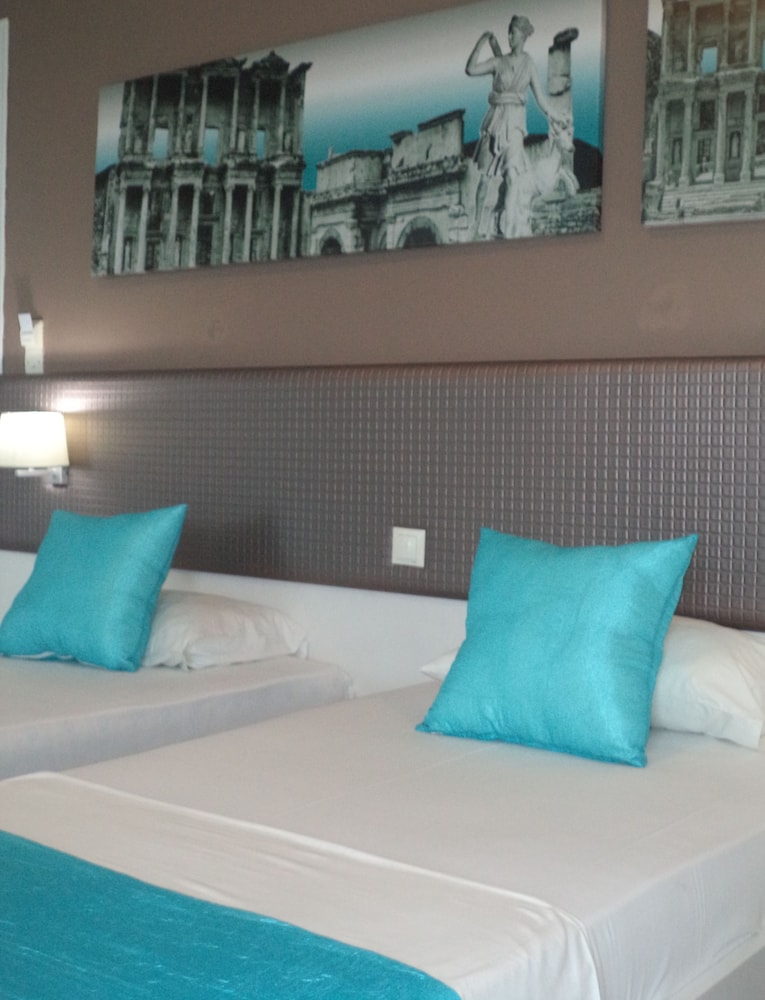 Blue Nest — Hotel rooms in Tigaki, South Aegean