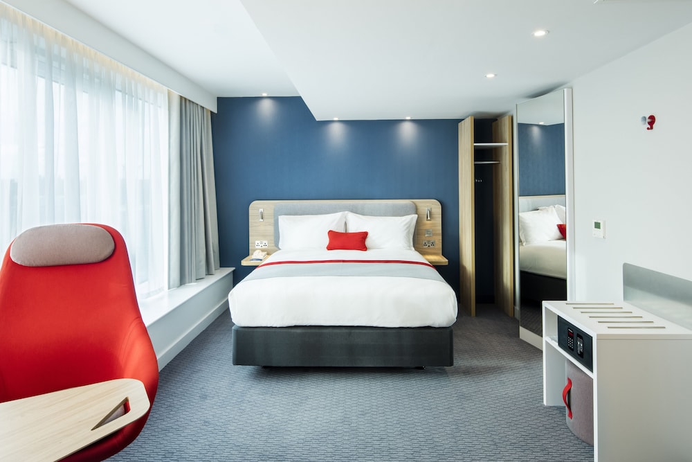 Holiday Inn Express Dublin City Centre by IHG — Hotel rooms in Dublin, Dublin City