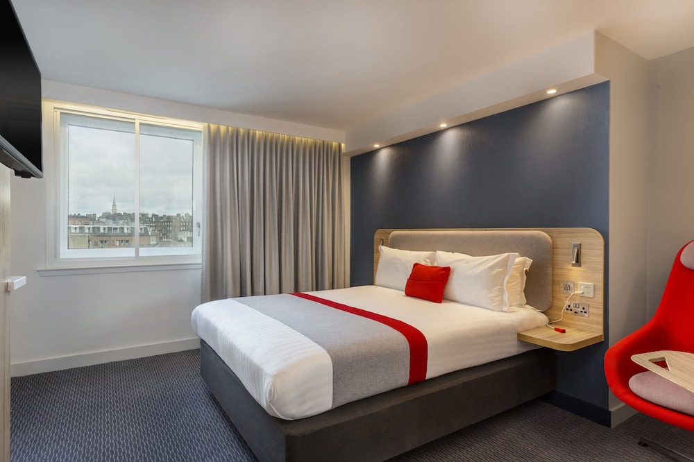 Holiday Inn Express Dublin City Centre by IHG — Hotel rooms in Dublin, Dublin City