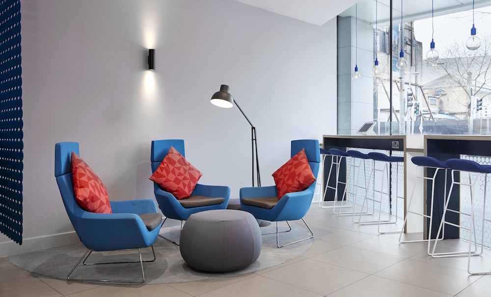 Holiday Inn Express Dublin City Centre by IHG — Restaurant & bars in Dublin, Dublin City