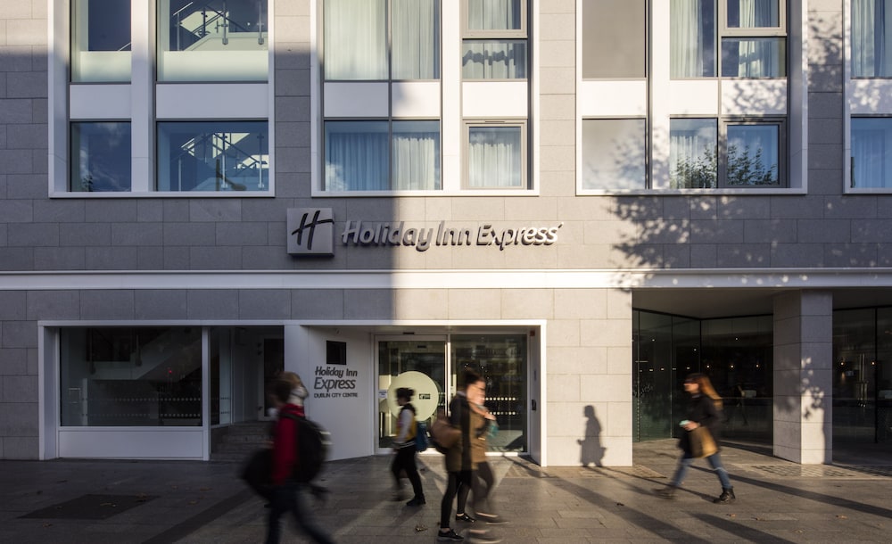 Holiday Inn Express Dublin City Centre by IHG — Hotel building in Dublin, Dublin City