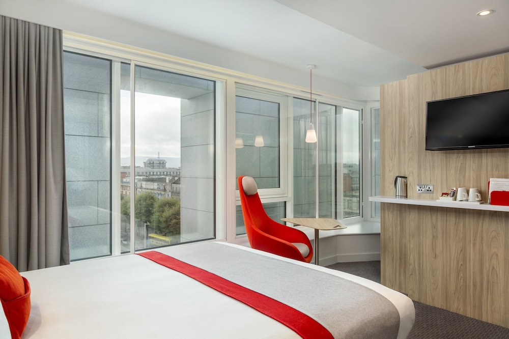 Holiday Inn Express Dublin City Centre by IHG — Hotel rooms in Dublin, Dublin City