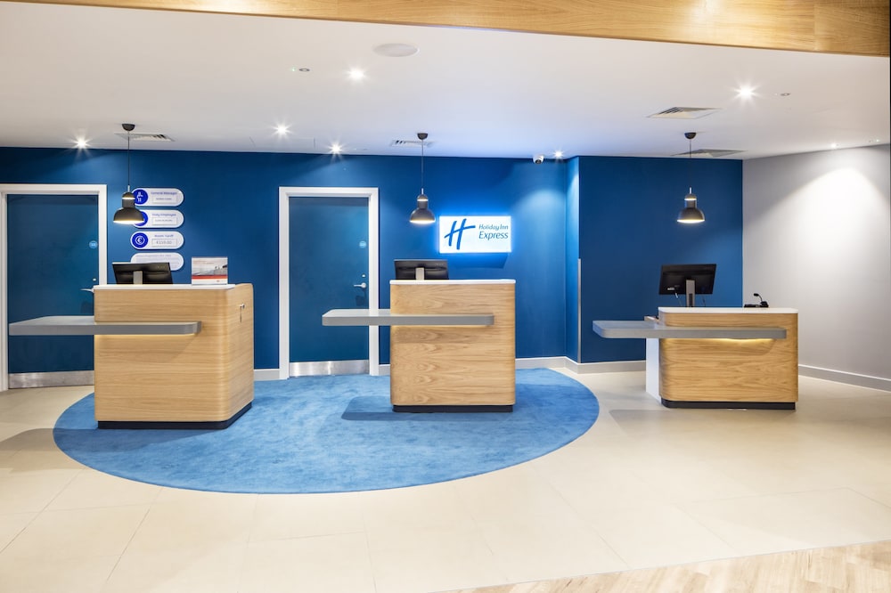 Holiday Inn Express Dublin City Centre by IHG — Hotel building in Dublin, Dublin City