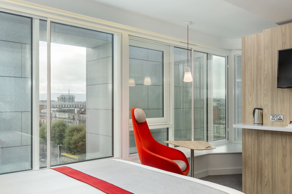 Holiday Inn Express Dublin City Centre by IHG — Hotel rooms in Dublin, Dublin City