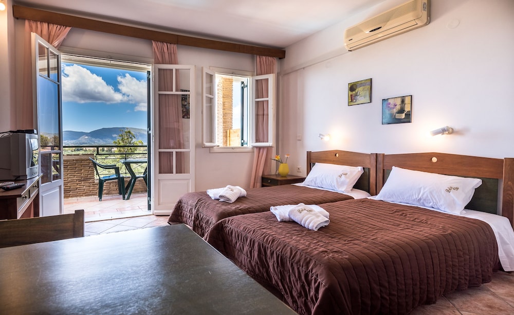 Dolce Vita Residence — Hotel rooms in Kalamaki (Zakynthos), Ionian Islands