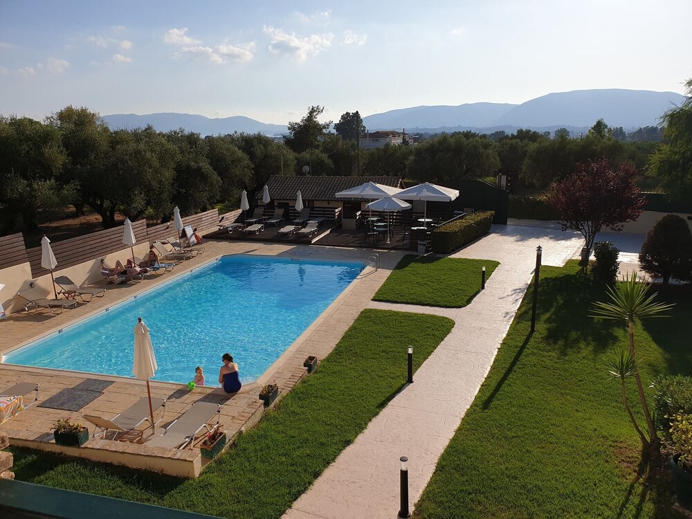 Dolce Vita Residence — Swimming pool in Kalamaki (Zakynthos), Ionian Islands