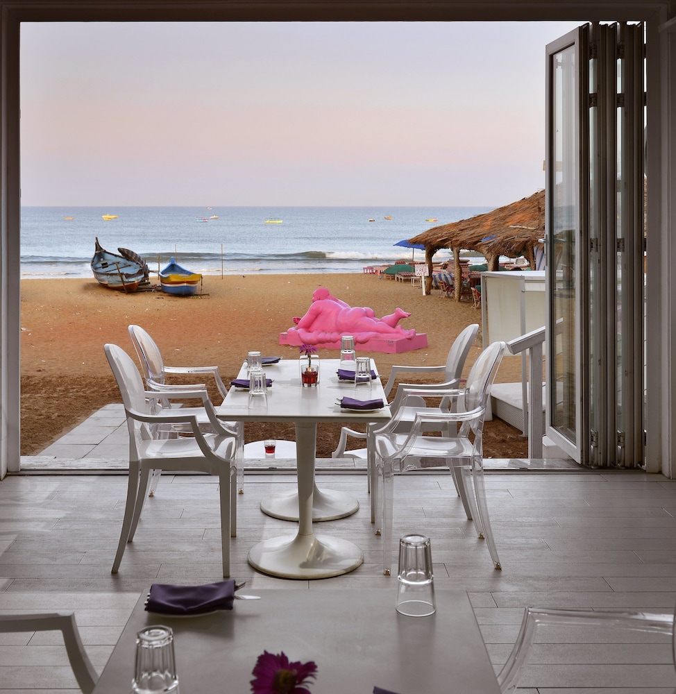 The Park Calangute Goa — Restaurant & bars in Calangute, Goa