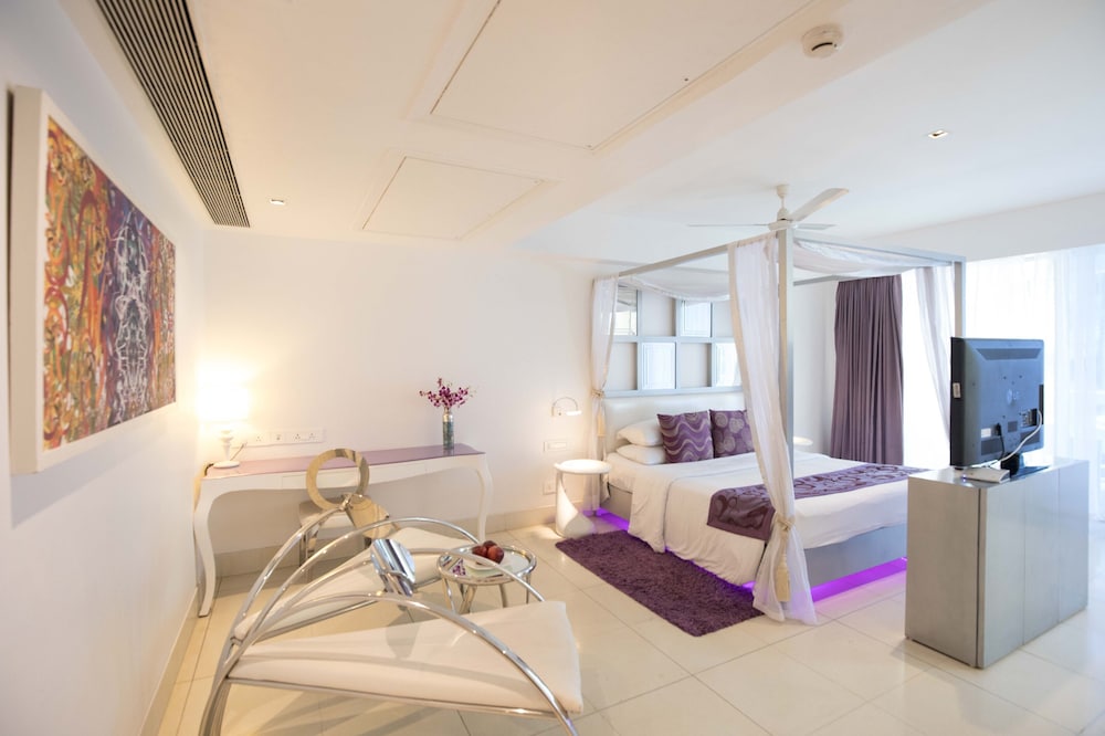 The Park Calangute Goa — Hotel rooms in Calangute, Goa