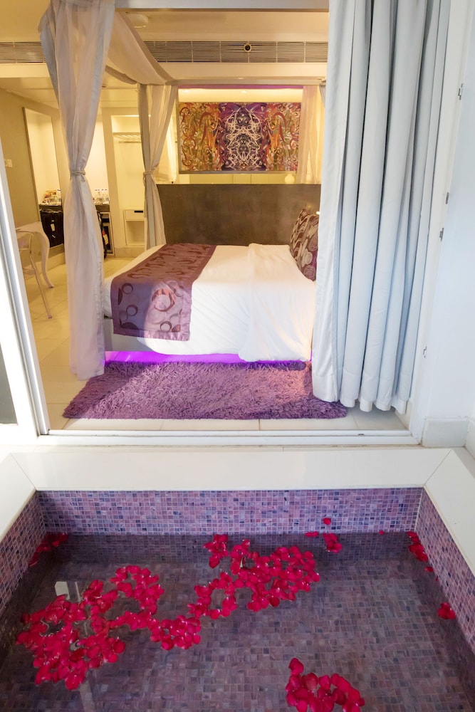 The Park Calangute Goa — Hotel rooms in Calangute, Goa