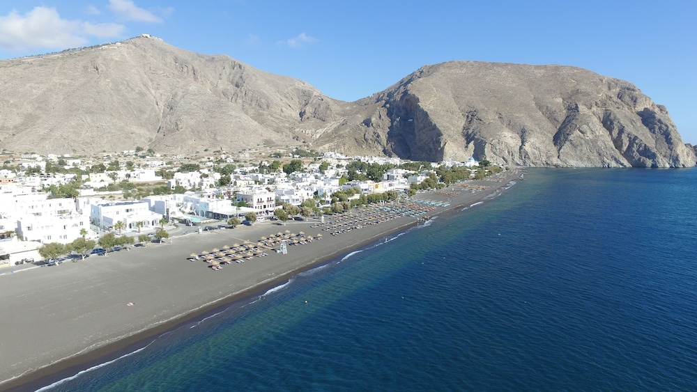 Aqua Blue Hotel — Beach in Perissa, South Aegean